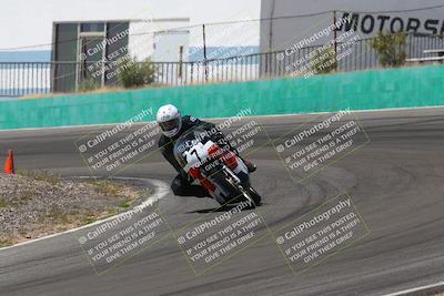 media/Apr-20-2025-AHRMA (Sun) [[393a79c373]]/Race/Group 4/Turn 4b/